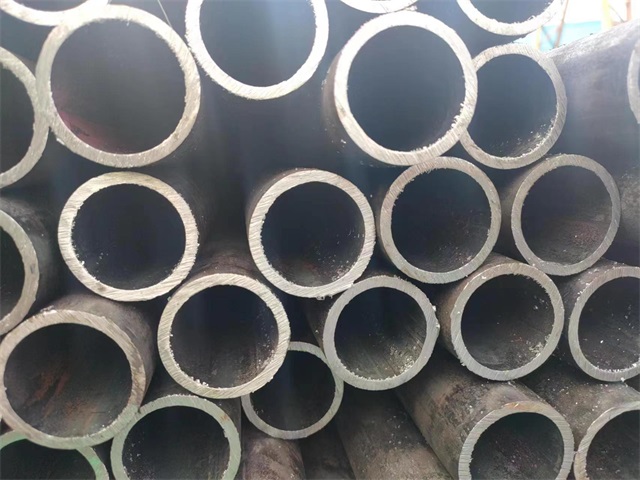长沙10#结构用无缝钢管